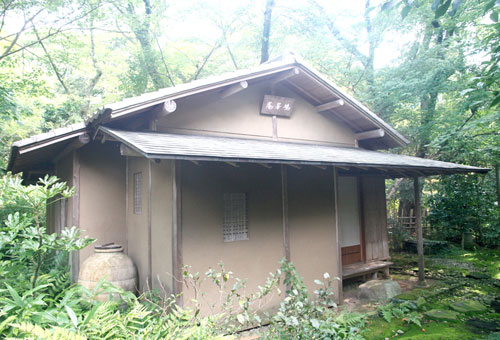 茶室（鳩峯庵）